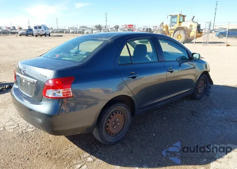 2010 Toyota Yaris из США, поврежденный, VIN JTDBT4K3XA4076608